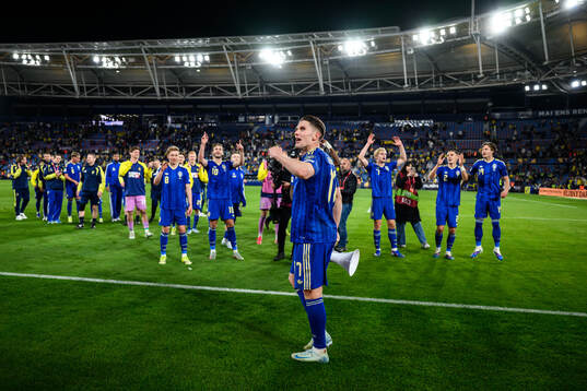 Viktor Gyökeres of Sweden celebrates