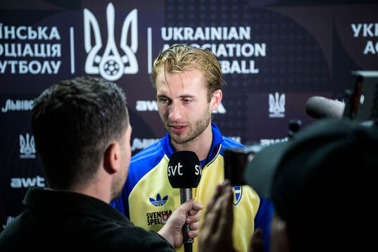 Benjamin Nygren of Sweden is being interviewed by Swedish