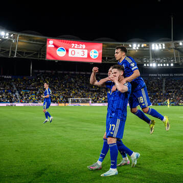 Benjamin Nygren, Viktor Gyökeres and Yasin Ayari of Sweden