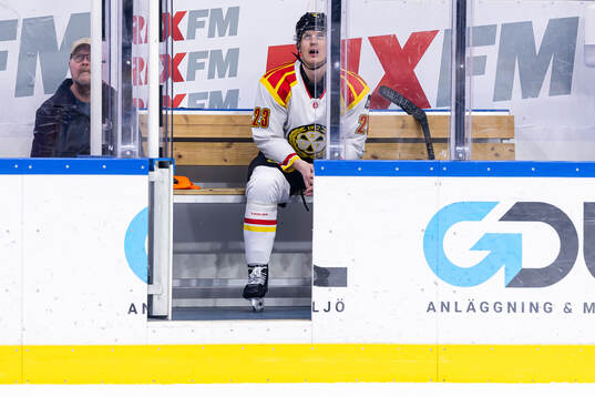 Brynäs Oskar Lindblom i utvisningsbåset