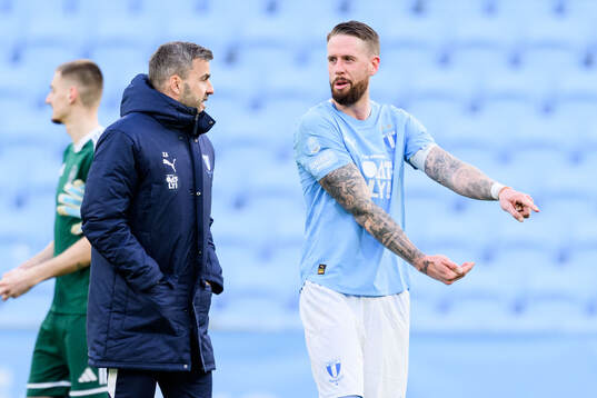 Malmö FFs Pontus Jansson och målvaktstränare Zlatan