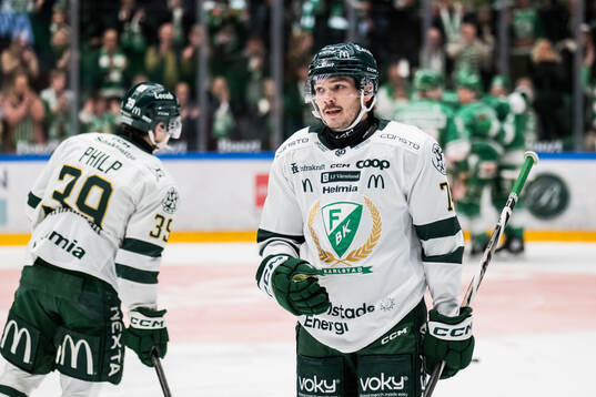 Färjestads Viktor Lodin deppar
