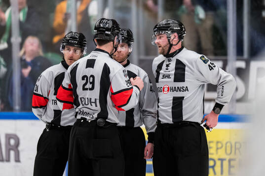 Domare Richard Magnusson och Domare Kristoffer Folkstrand