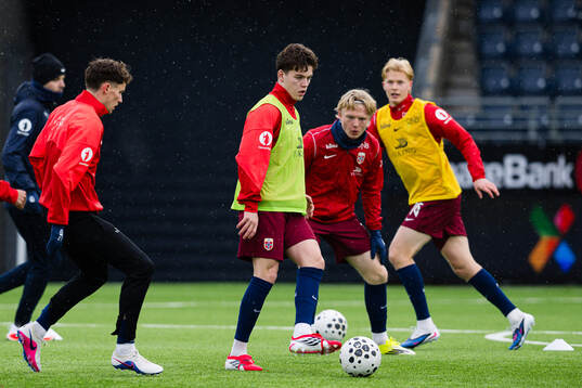 Sverre Nypan of Norway warms up