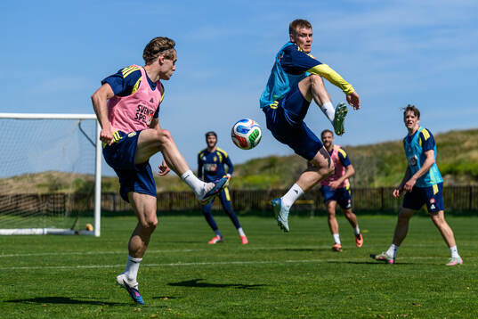 Mattias Svanberg and Eric Smith of the Swedish national