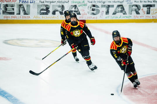 Brynäs Ebba Hesselvall, Jenny Antonsson och Noora Tulus