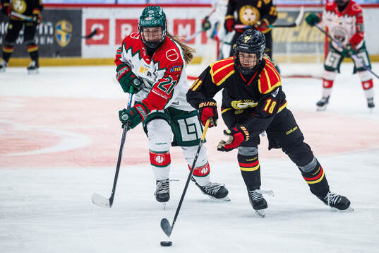 Frölundas Jenna Goodwin och Brynäs Jenniina Nylund
