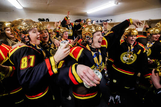 Brynäs Anna Brenkle, Maude Poulin-Labelle och Hanna Thuvik