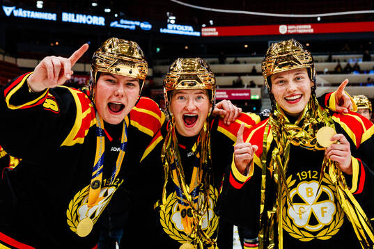 Brynäs Julia Östlund, Anna Andersson och Viivi Vainikka
