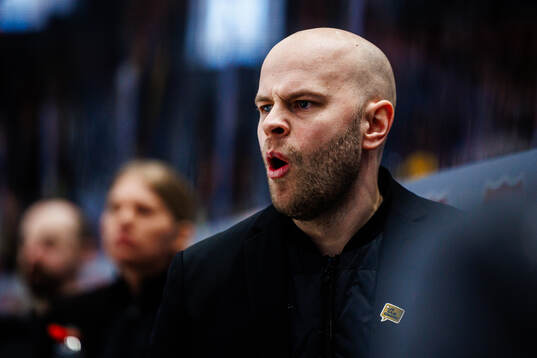 Brynäs tränare Filip Eriksson