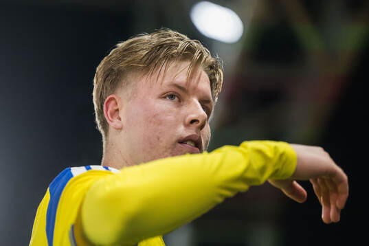 Nils Zätterström of Sweden looks dejected