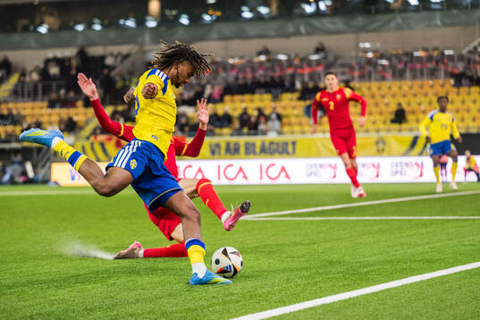Jonah Kusi-Asare of Sweden