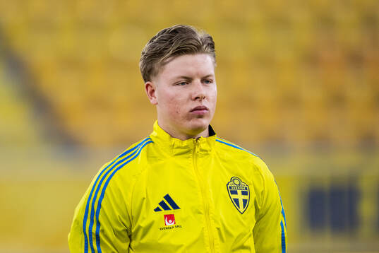 Nils Zätterström of Sweden