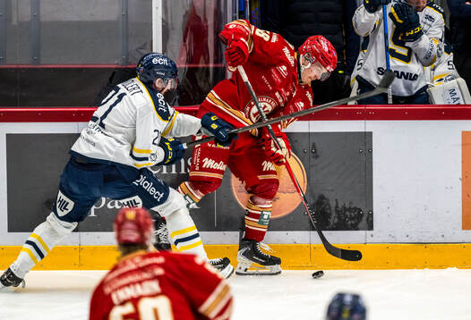 Södertäljes Filip Windlert och Kalmars Eddie Levin