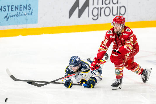 Södertäljes Sebastian Dyk och Kalmars Liam Hawel