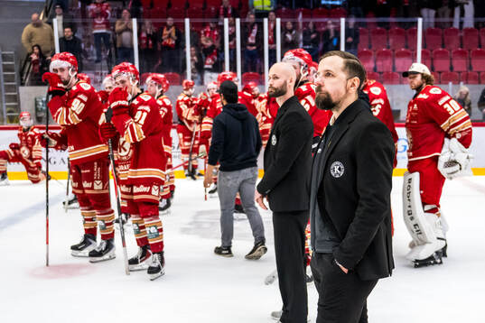 Kalmars tränare Viktor Tuurala deppar