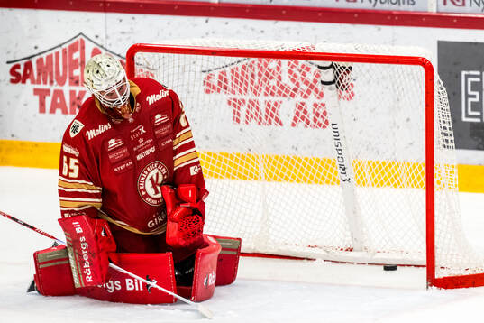 Kalmars målvakt Jacob Crespin deppar