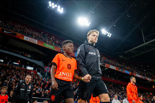 Andreas Schjelderup of Norway enters the pitch