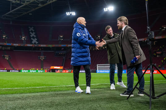 Ståle Solbakken, head coach of Norway, with Jesper