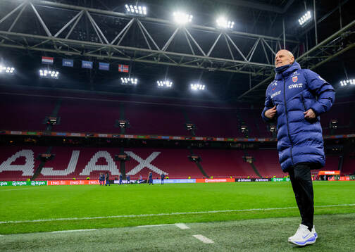 Head coach Ståle Solbakken of Norway