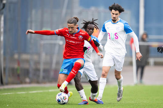 Helsingborgs Ervin Gigovic och IK Oddevolds Awaka Djoro