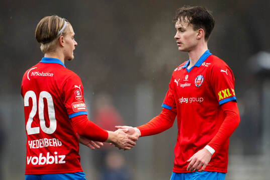 Helsingborgs Leo Hedenberg och Alexander Johansson jublar