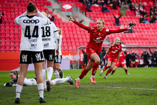 Lauren Davidson of Brann celebrates