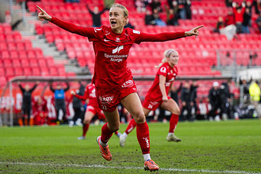 Lauren Davidson of Brann celebrates
