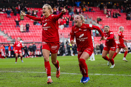 Lauren Davidson of Brann celebrates
