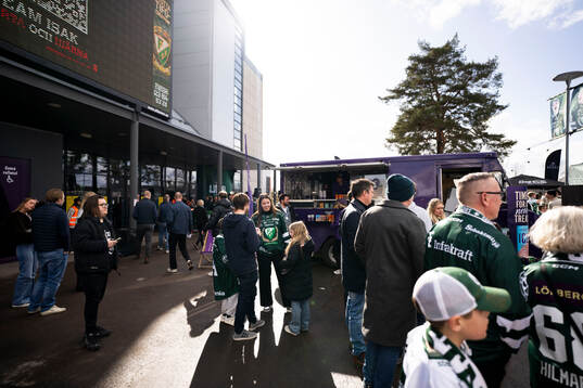 inför kvartsfinal tre i SHL mellan Färjestad och Rögle
