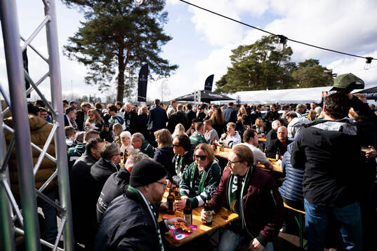 inför kvartsfinal tre i SHL mellan Färjestad och Rögle