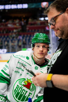 Rögles Isac Solberg och Materialförvaltare Frederik