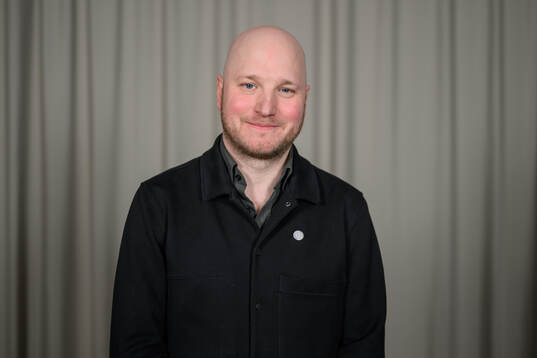 Fredrik Stengarn, Elitfotboll Dam