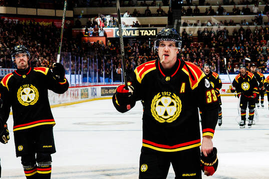 Brynäs Jakob Silfverberg jublar