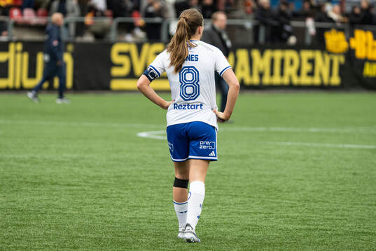 IFK Norrköpings Carrie Jones deppar