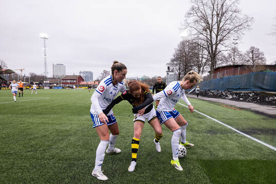 IFK Norrköpings Deborah-Anne De la Harpe och Julia