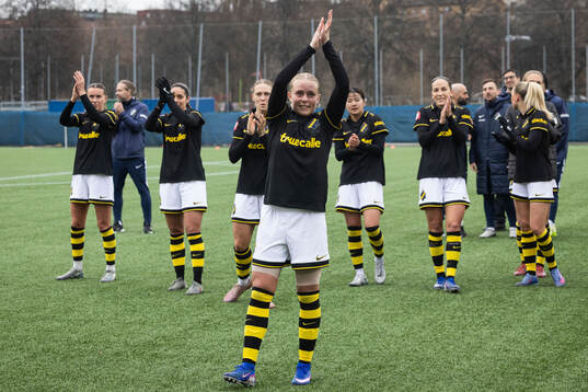 AIKs Nova Selin tackar publiken