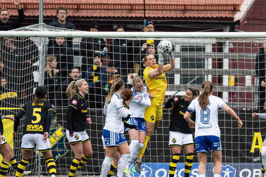 AIKs målvakt Emilia Dannbäck