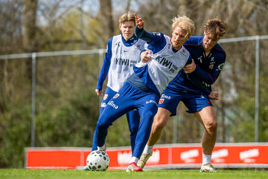 Morten Thorsby and Henrik Falchener of the Norwegian