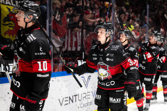 Malmö Redhawks Joona Ikonen jublar