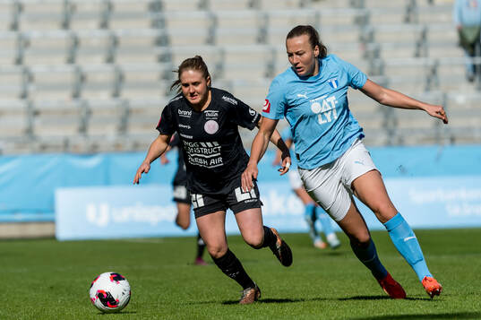 IK Uppsalas Ebba Ronquist och Malmö FFs Sara Kanutte
