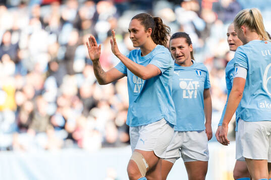 Malmö FFs Isabella D'Aquila jublar