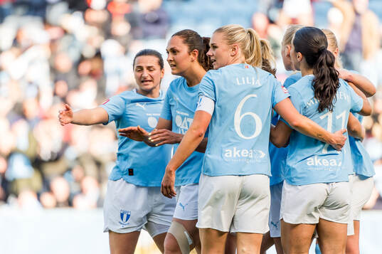 Malmö FFs Isabella D'Aquila jublar