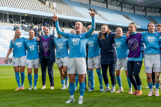 Malmö FFs Mia Persson jublar