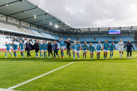Malmö FFs spelare jublar