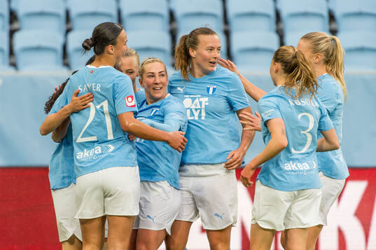 Malmö FFs Mia Persson jublar