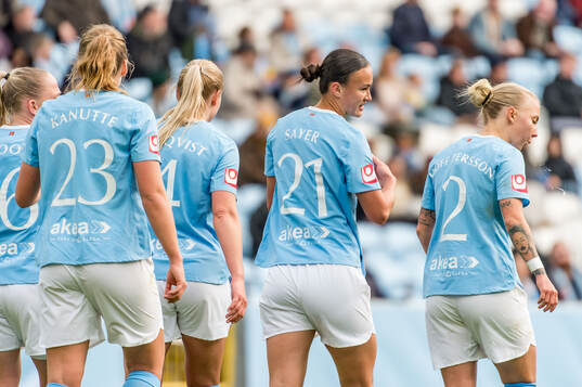 Malmö FFs Amy Sayer jublar
