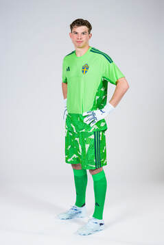 Goalkeeper Melker Ellborg of the Swedish national football