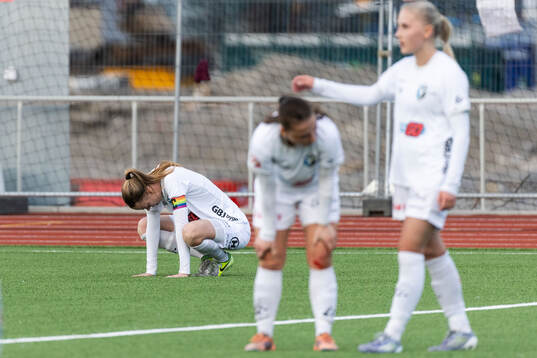Växjö DFFs målvakt Vendela Persbeck deppar