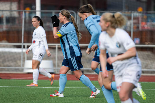Djurgårdens Therese Åsland deppar